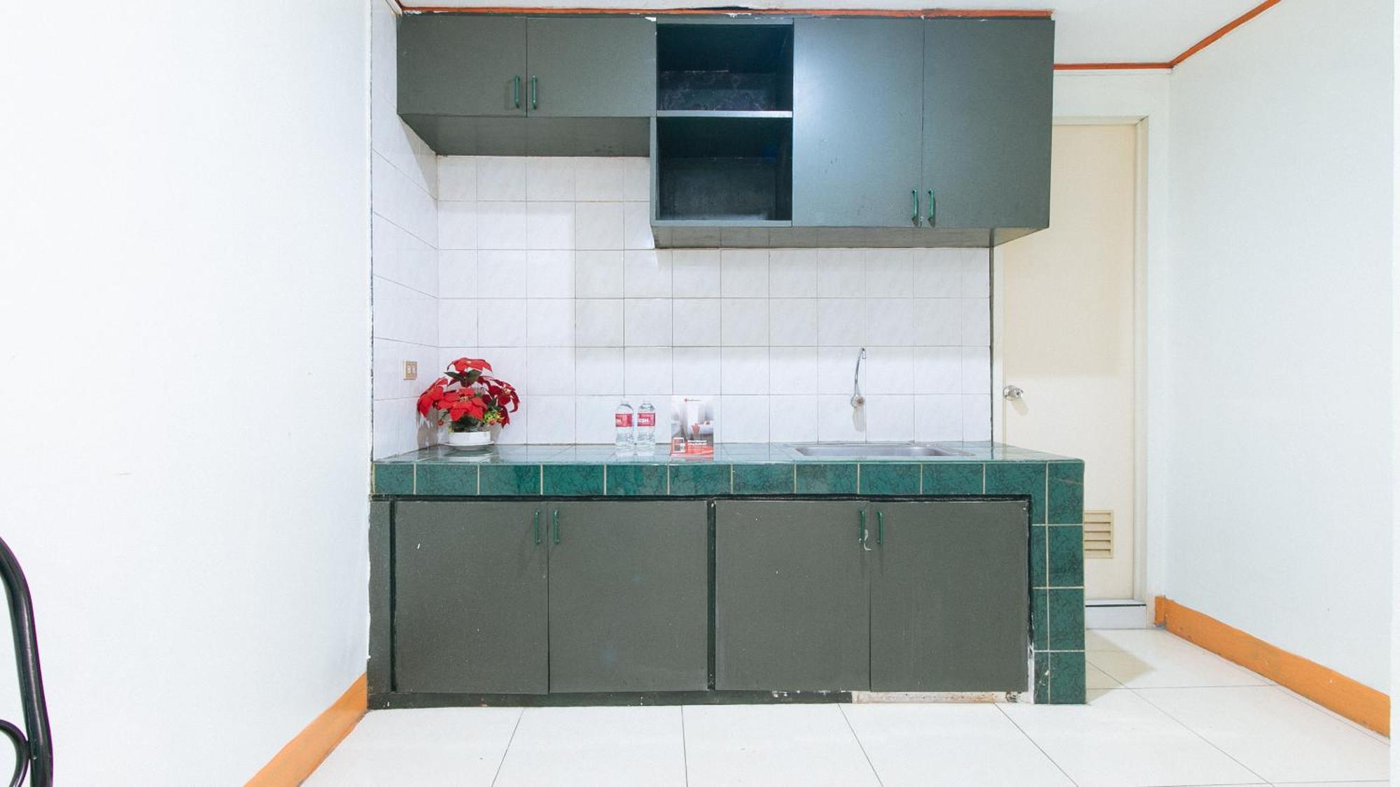 Reddoorz Near East Avenue Medical Center Hotel Quezon City Exterior photo