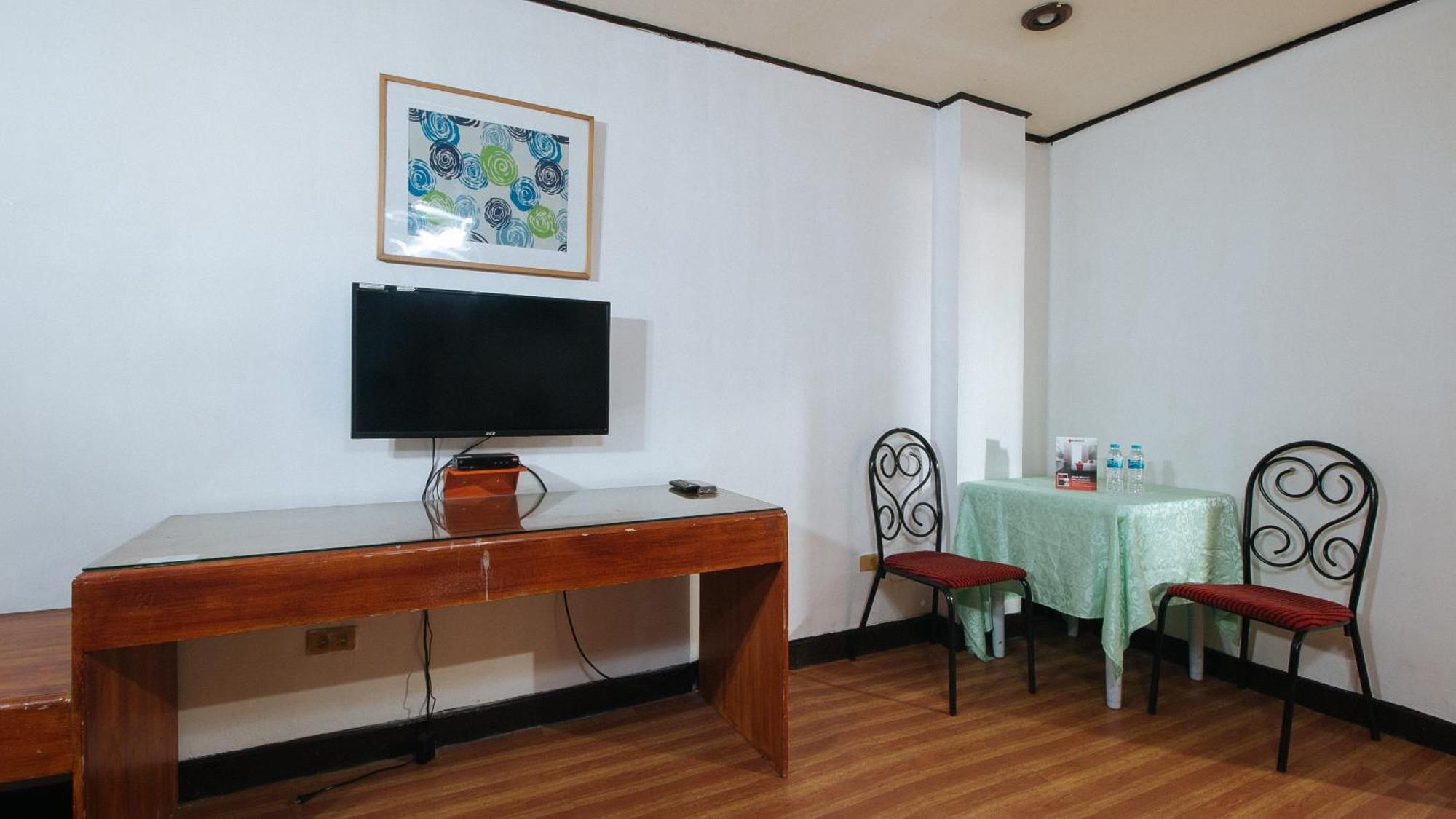 Reddoorz Near East Avenue Medical Center Hotel Quezon City Exterior photo
