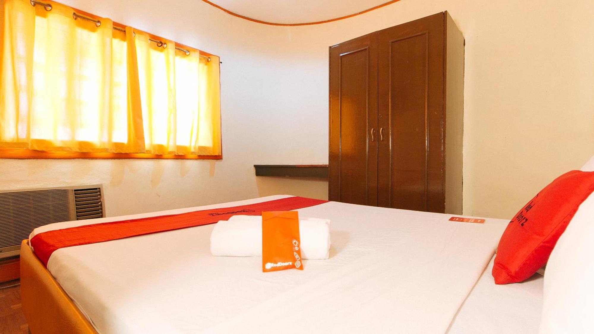 Reddoorz Near East Avenue Medical Center Hotel Quezon City Exterior photo