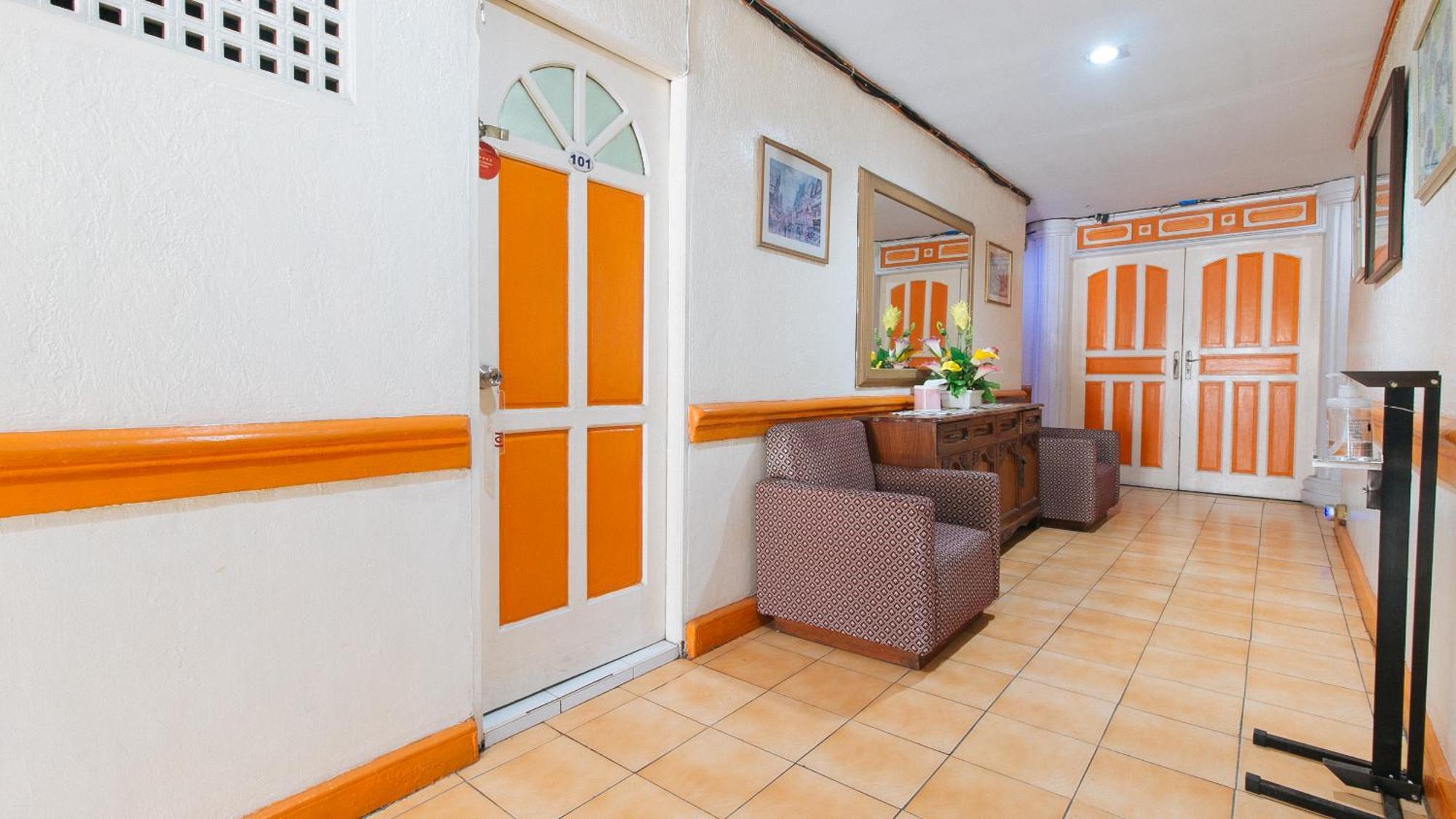 Reddoorz Near East Avenue Medical Center Hotel Quezon City Exterior photo